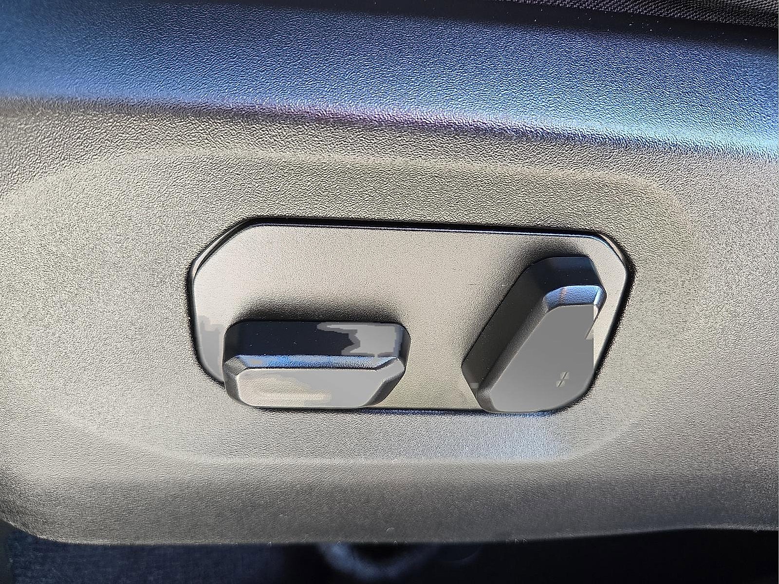 Used 2024 Jeep Wrangler High Altitude image 15