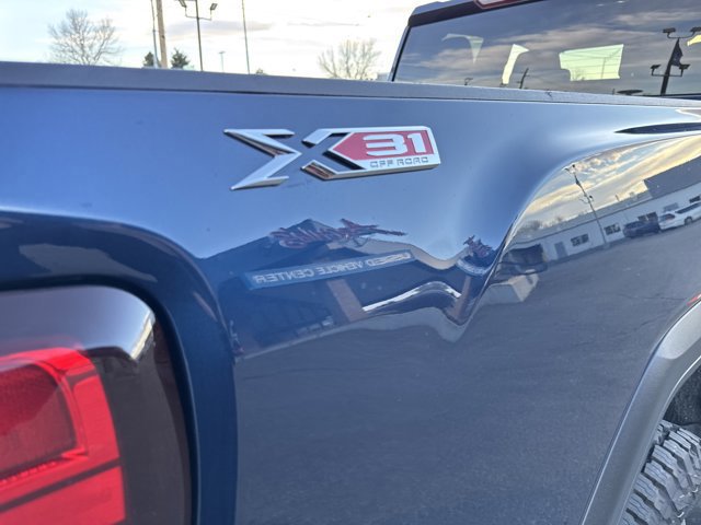 Used 2023 GMC Sierra 2500 SLE image 15