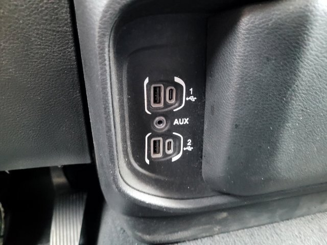 Used 2019 RAM 1500 Laramie AWD/4WD image 19