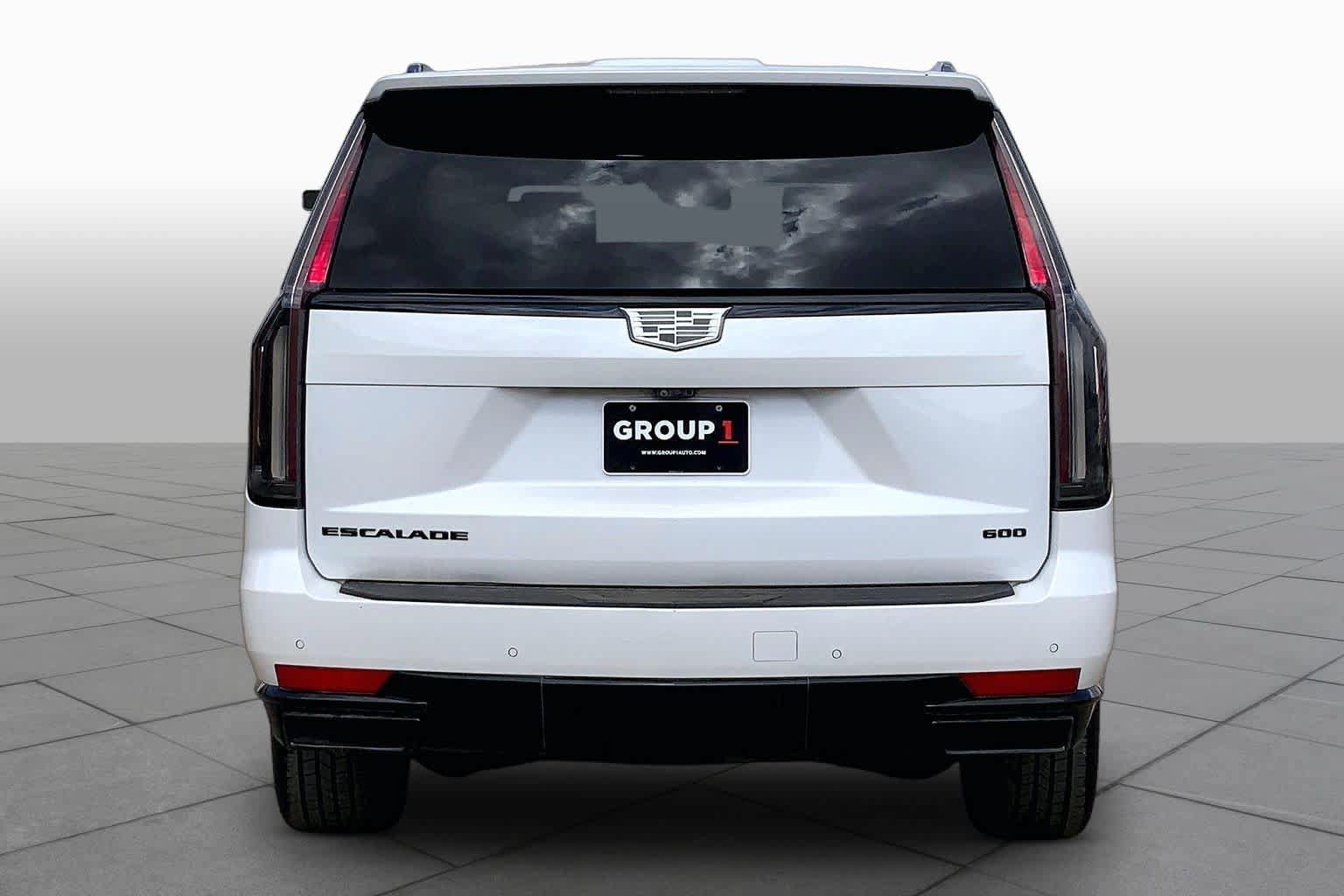 Used 2021 Cadillac Escalade ESV Sport w/ Driver Assist Tech Package AWD/4WD image 5