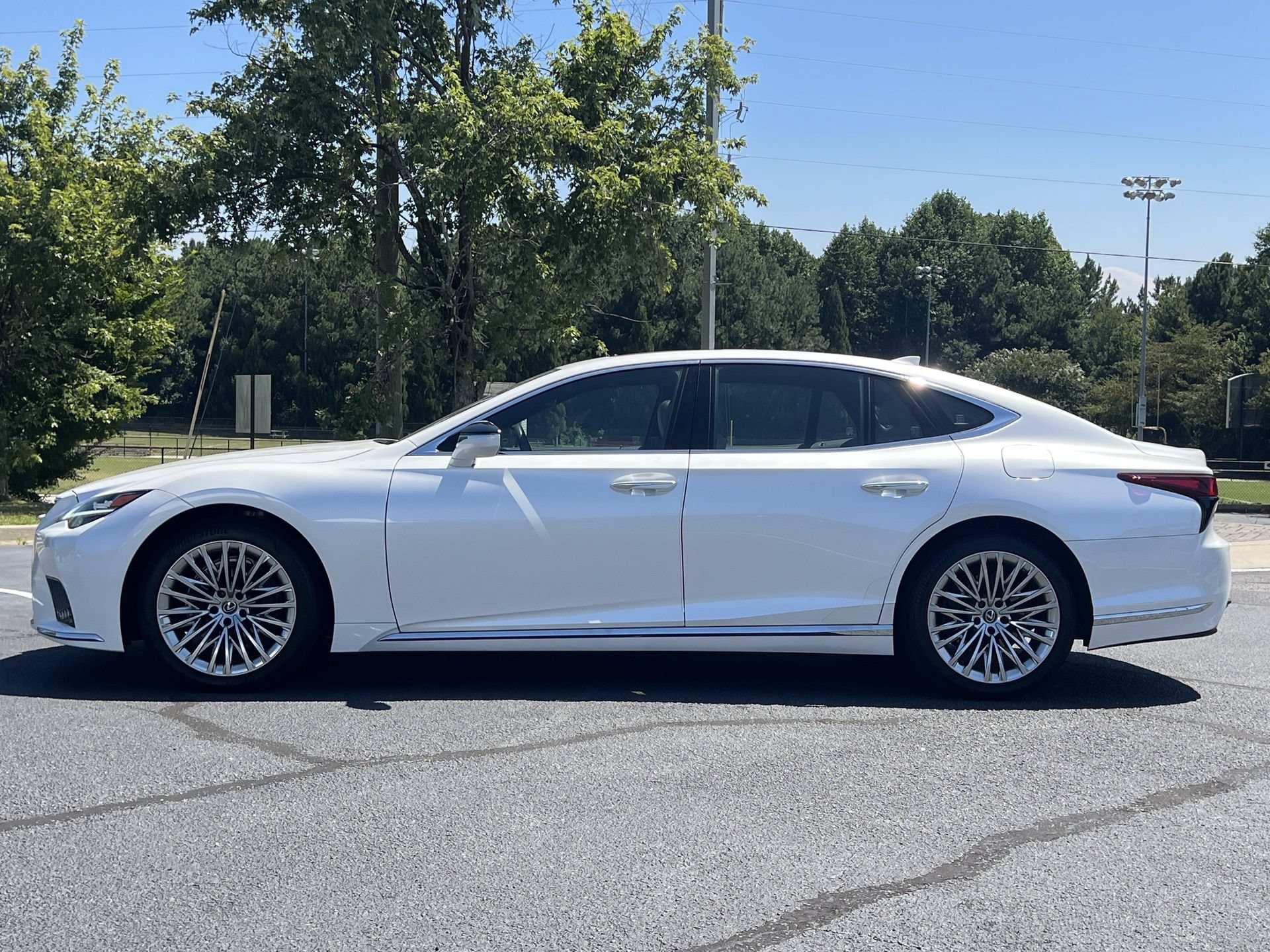 Used 2024 Lexus LS 500 RWD image 24