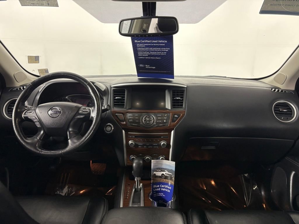 Used 2020 Nissan Pathfinder Platinum image 27