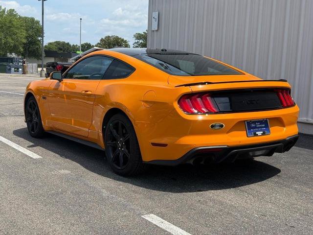 Certified 2019 Ford Mustang GT Premium w/ Equipment Group 401A RWD image 3