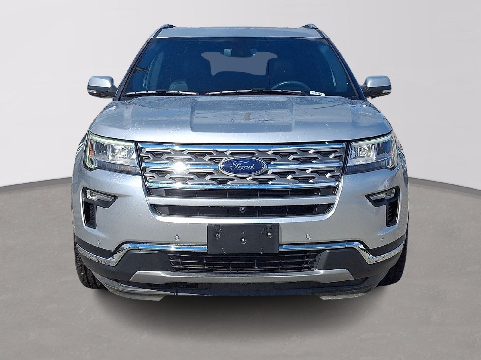 Certified 2019 Ford Explorer Limited w/ Ford Safe & Smart Package FWD image 2