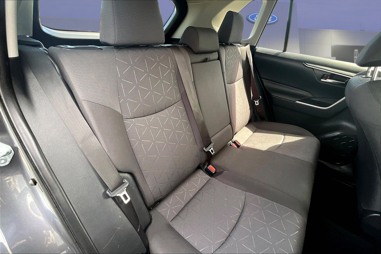 Used 2021 Toyota RAV4 XLE w/ Convenience Package AWD/4WD image 25