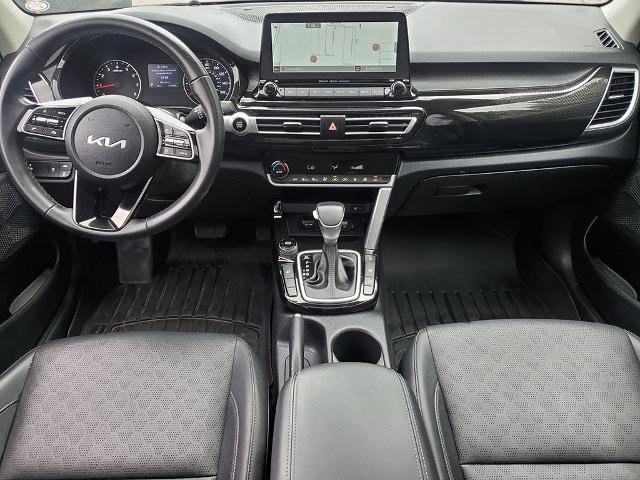 Used 2022 Kia Seltos EX AWD/4WD image 15