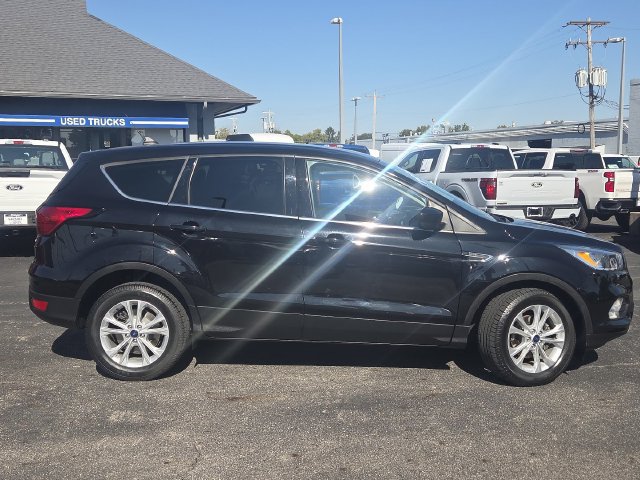 Certified 2019 Ford Escape SE FWD image 24