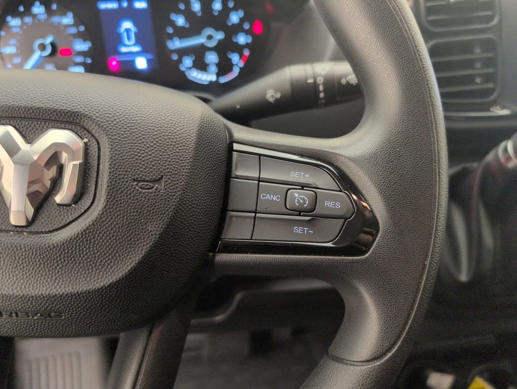 Used 2023 RAM ProMaster 2500 FWD image 36