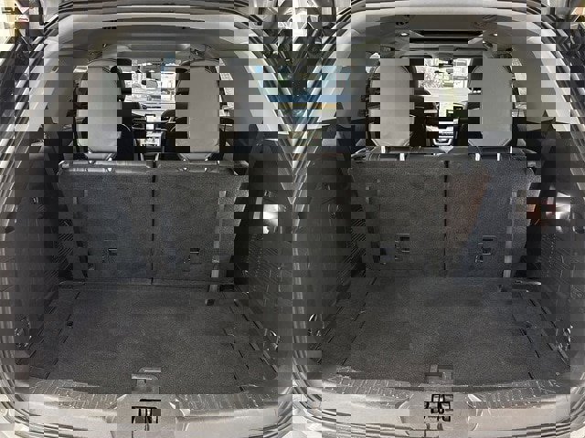 Certified 2022 Ford Explorer XLT w/ Equipment Group 202A image 16