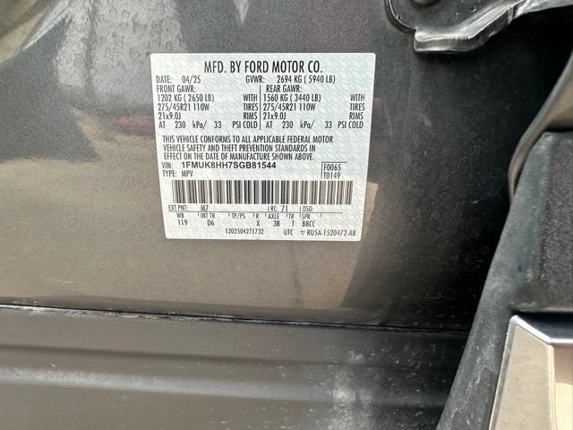 Certified 2025 Ford Explorer Platinum w/ LUX Leather Package AWD/4WD image 10