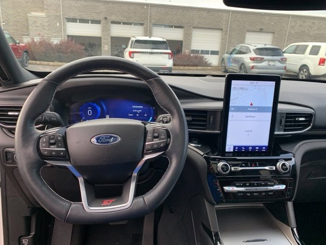 Certified 2024 Ford Explorer ST w/ Equipment Group 401A image 19
