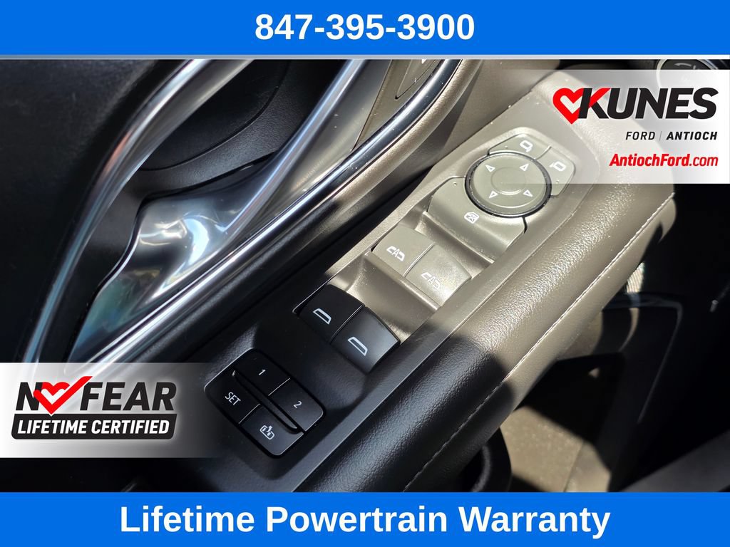 Used 2023 Chevrolet Suburban LT AWD/4WD image 44
