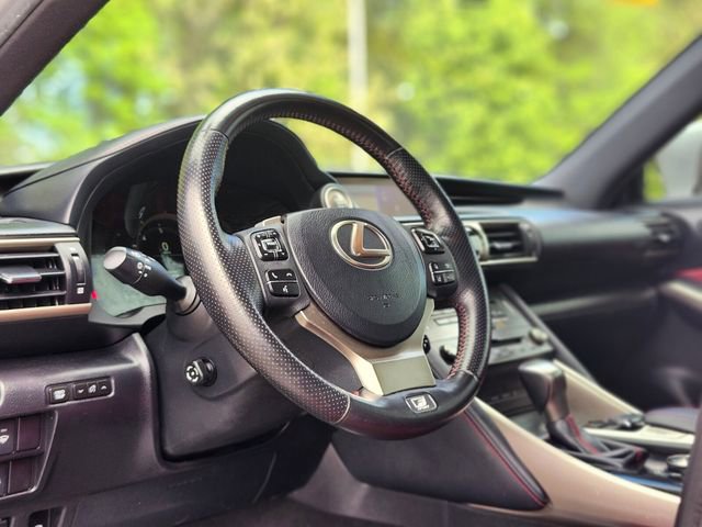 Used 2019 Lexus IS 300 AWD image 19