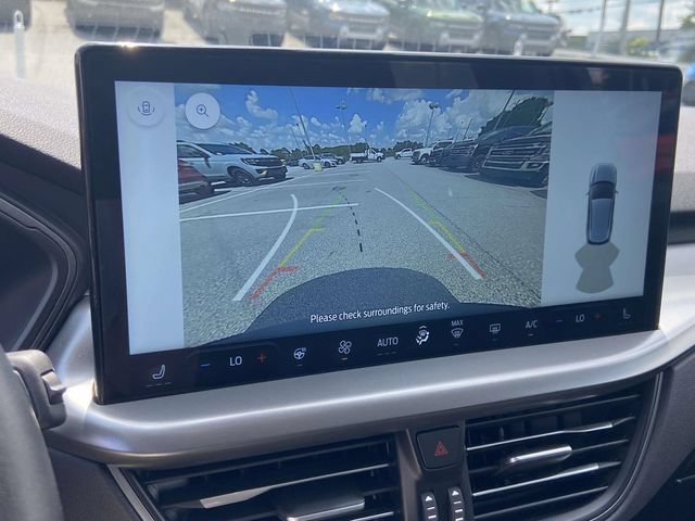 Certified 2025 Ford Escape SE FWD image 26