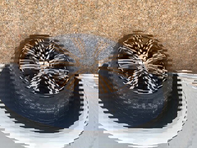 Used 2023 Volvo XC90 T8 Plus w/ Protection Package Premier image 10