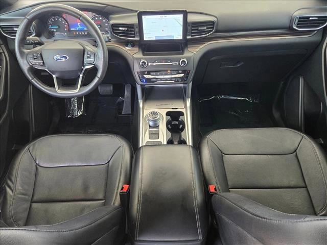 Certified 2020 Ford Explorer Limited RWD image 16