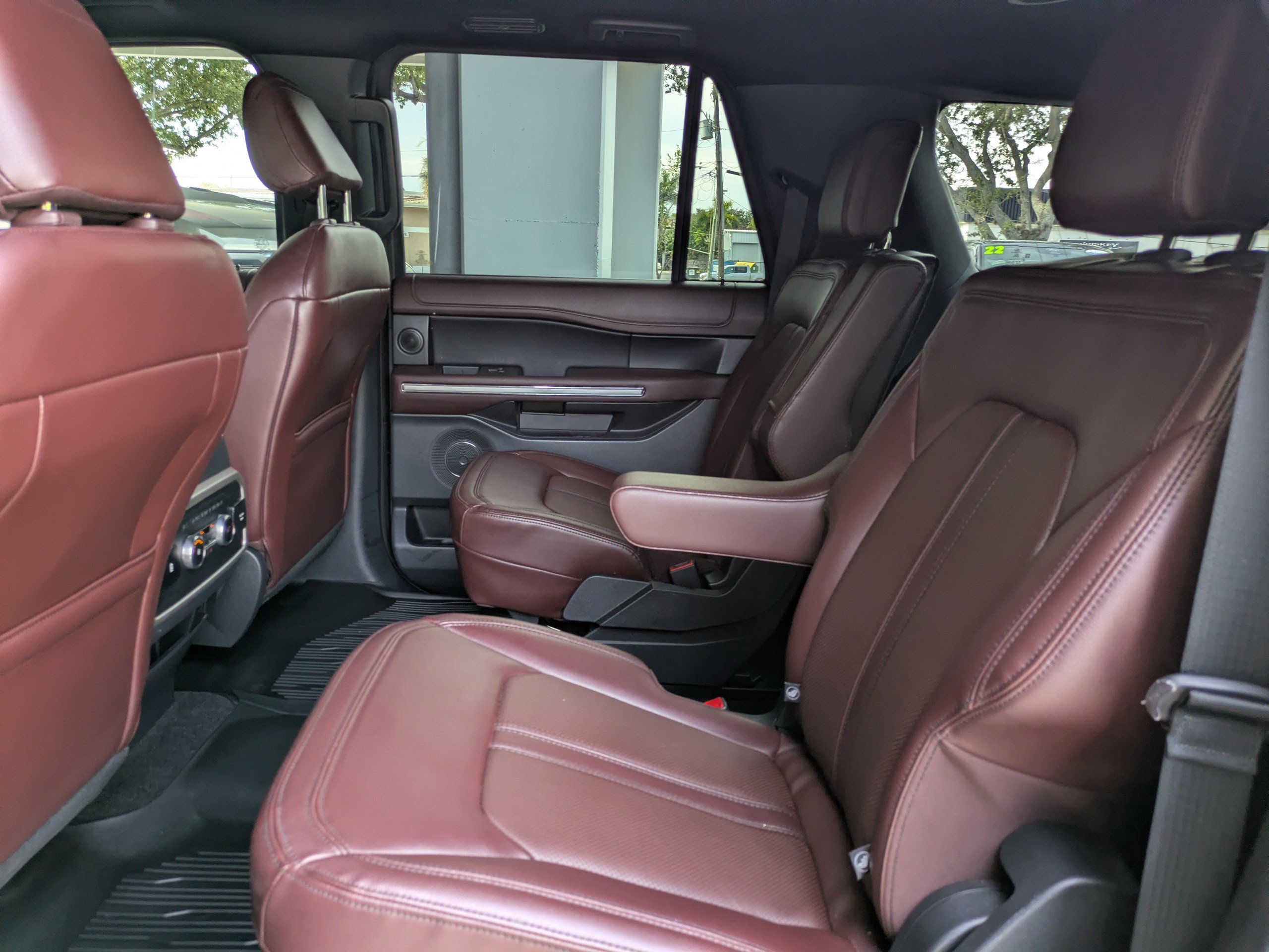 Certified 2022 Ford Expedition Max Limited AWD/4WD image 17