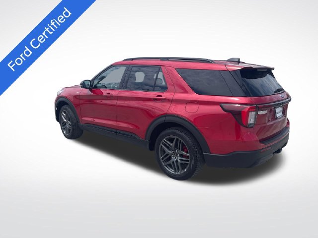Certified 2025 Ford Explorer ST-Line w/ ST-Line Street Pack AWD/4WD image 4