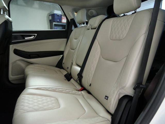Certified 2023 Ford Edge Titanium AWD/4WD image 12
