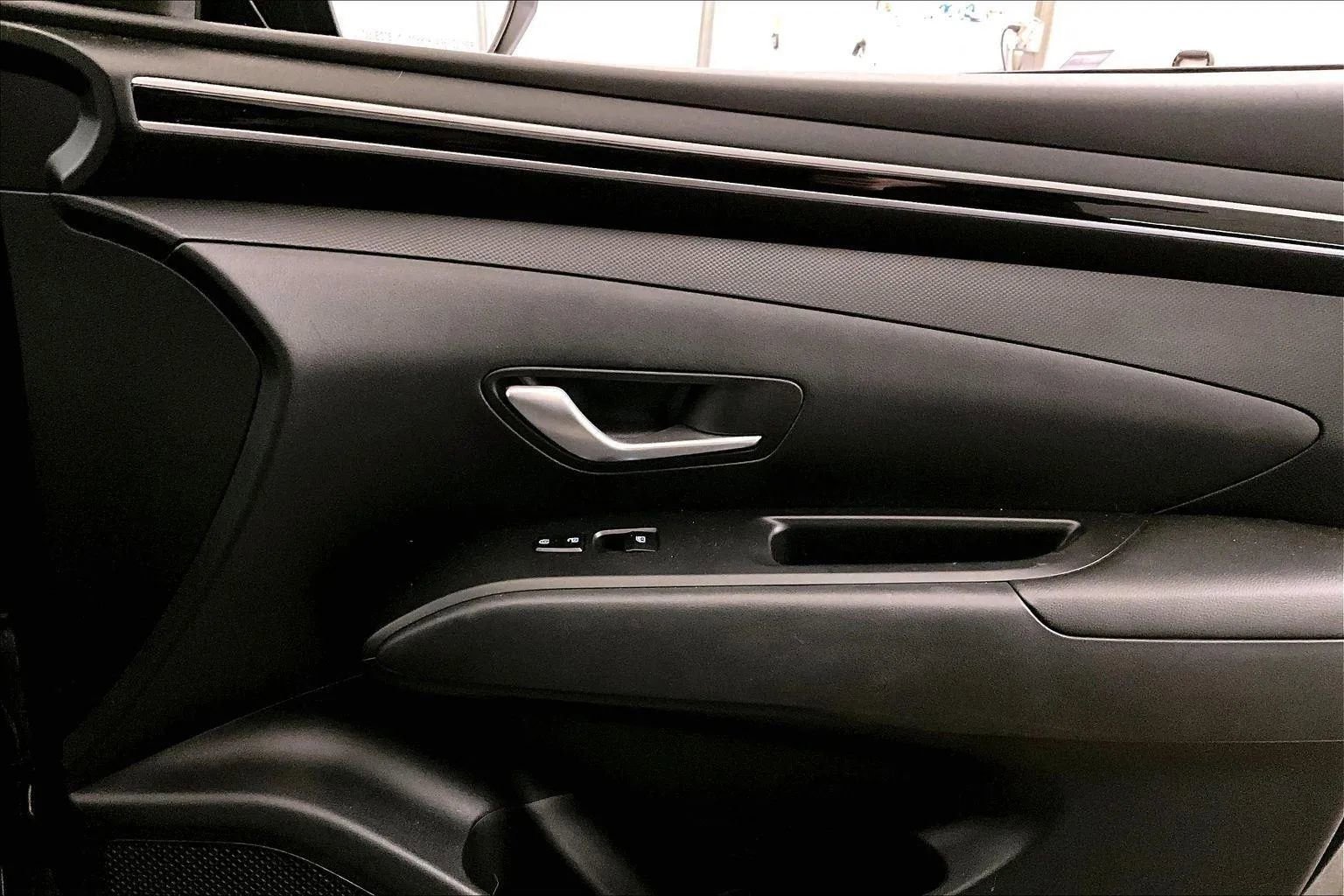 Used 2022 Hyundai Tucson SEL w/ Cargo Package image 23