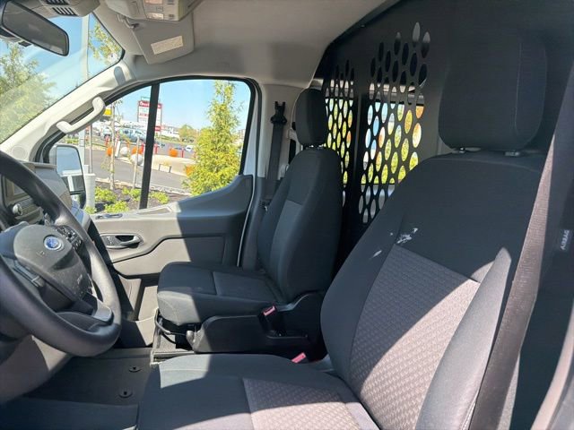 Certified 2025 Ford Transit 250 Low Roof w/ Exterior Upgrade Package RWD image 17