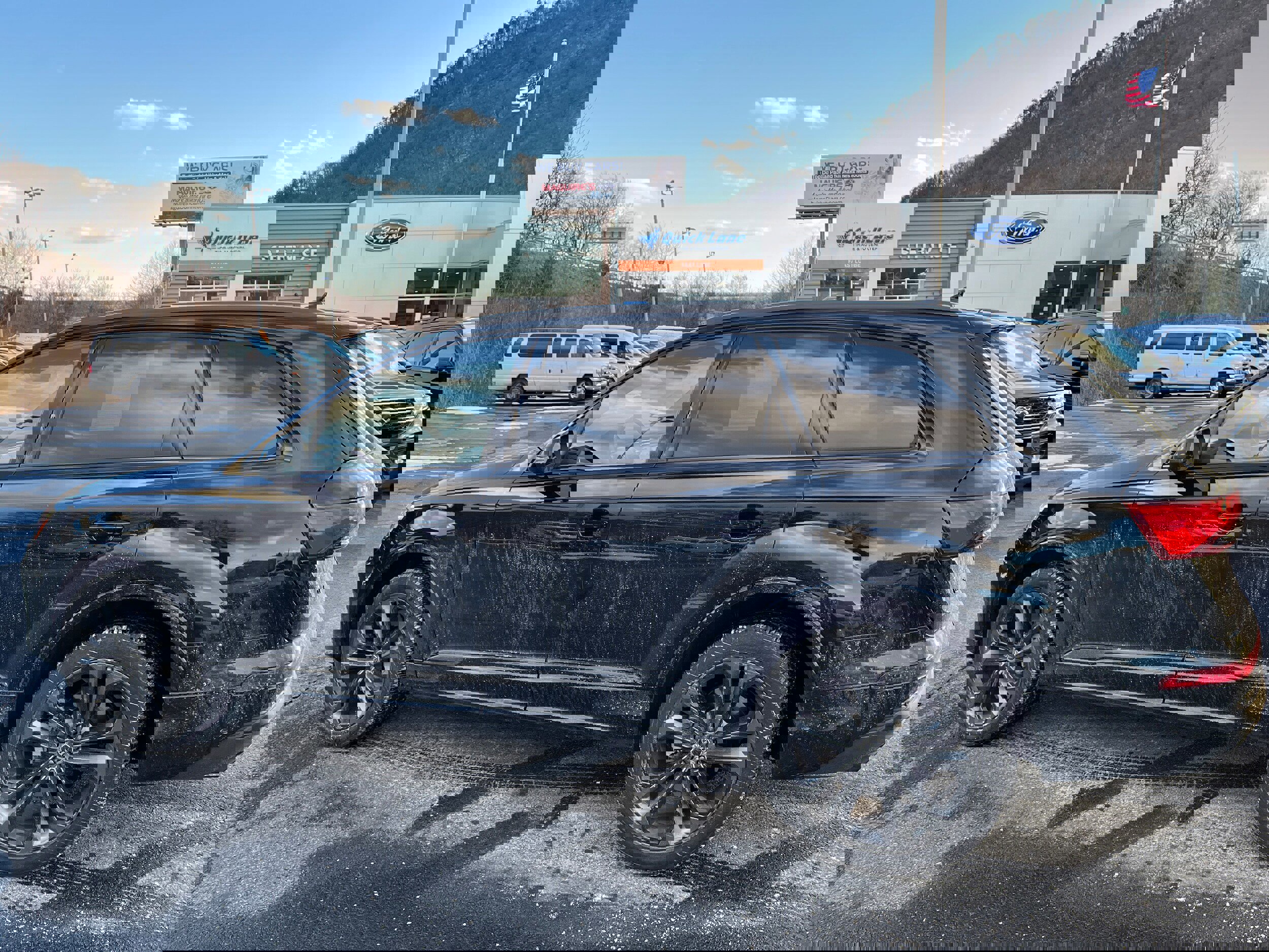 Used 2025 Audi Q7 3.0T Premium Plus image 3