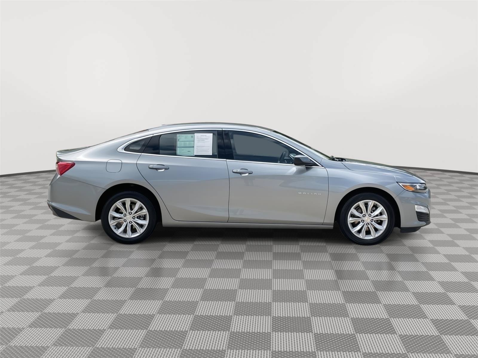 Used 2025 Chevrolet Malibu LT FWD image 6