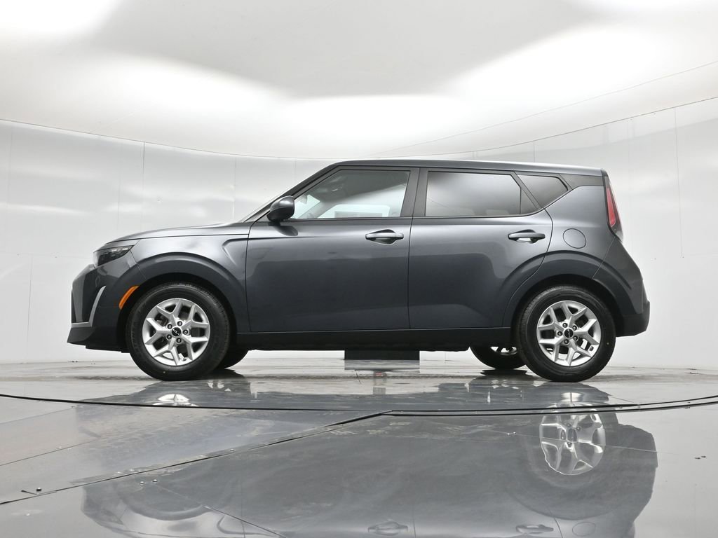 Used 2023 Kia Soul LX w/ Option Group 015 FWD image 52