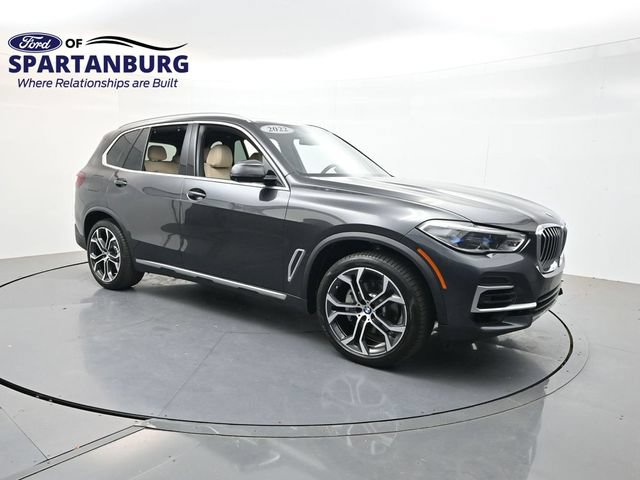 Used 2022 BMW X5 xDrive40i w/ Executive Package