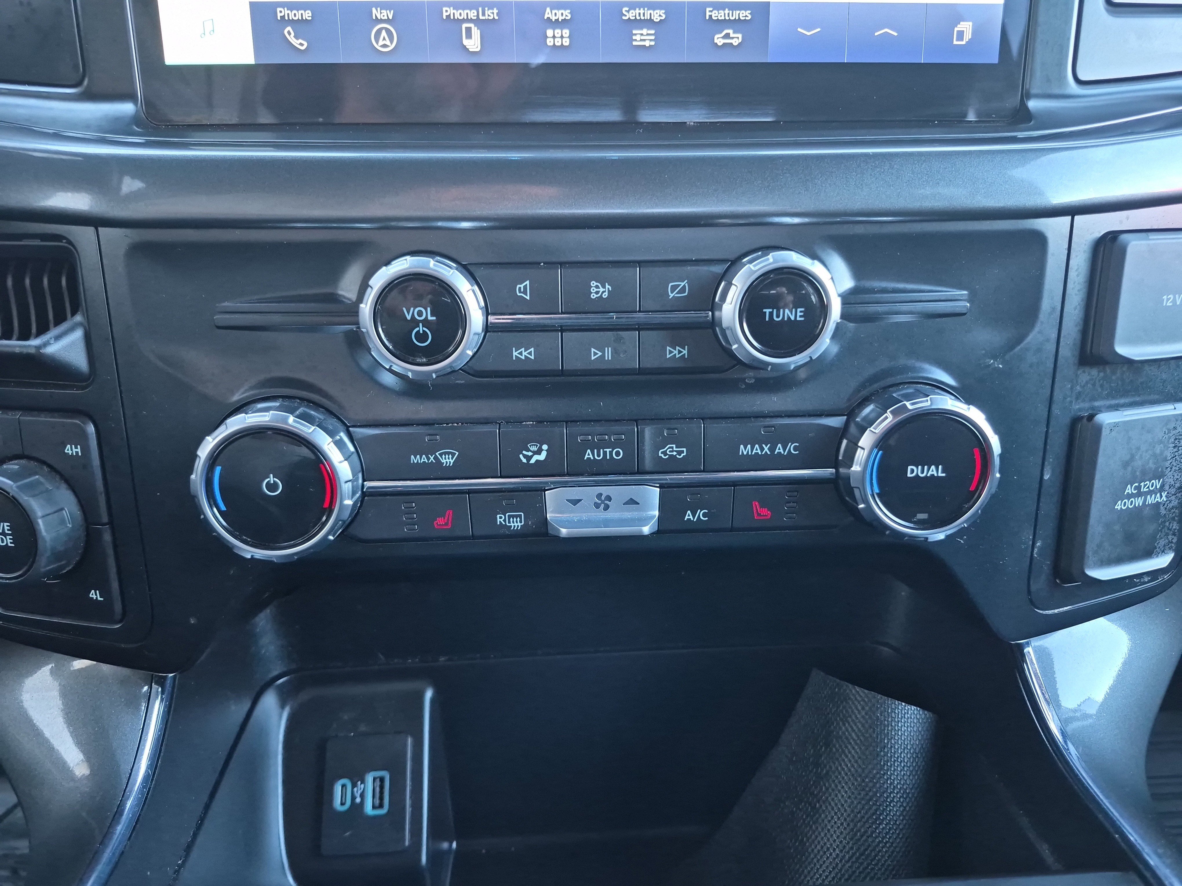 Certified 2023 Ford F150 XLT w/ Equipment Group 302A High image 33