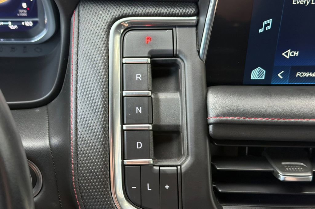 Used 2022 Chevrolet Tahoe RST w/ Luxury Package image 21