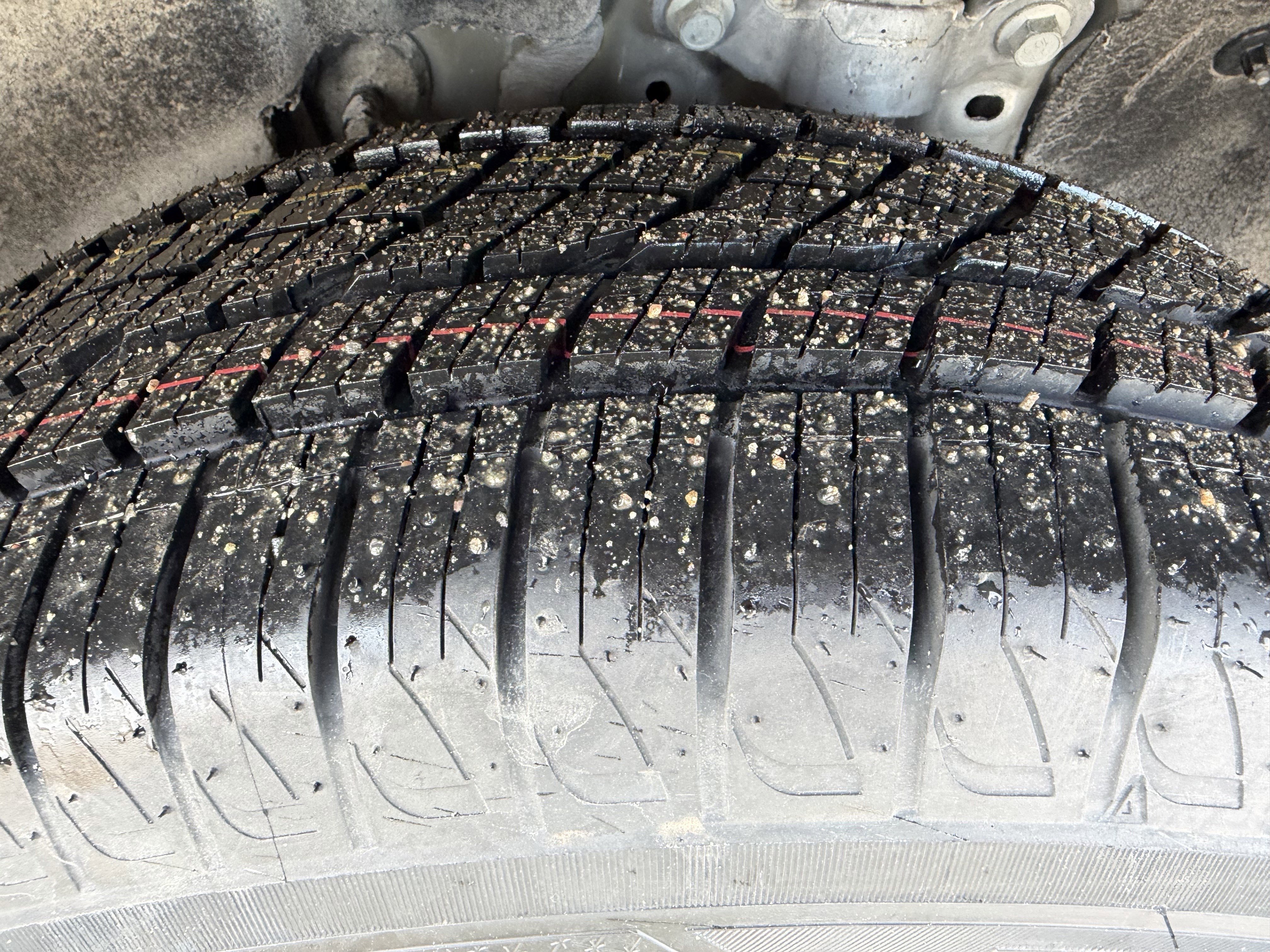 Certified 2023 Ford Explorer XLT w/ Equipment Group 202A image 21