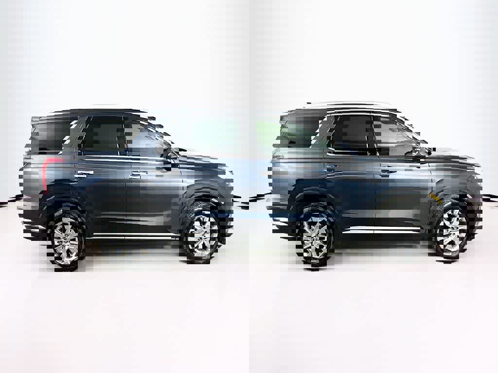 Used 2023 Hyundai Palisade SEL w/ Cargo Package image 6