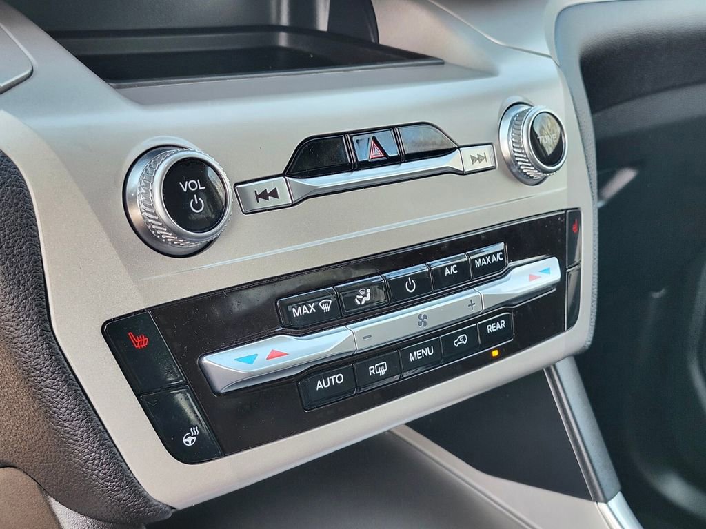 Certified 2023 Ford Explorer XLT w/ Equipment Group 202A image 23