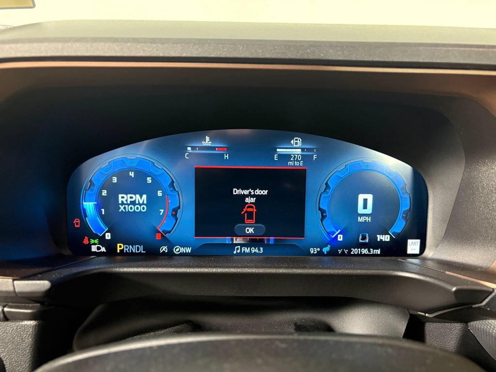 Certified 2025 Ford Bronco Sport Outer Banks w/ Outer Banks Tech Package+ AWD/4WD image 17