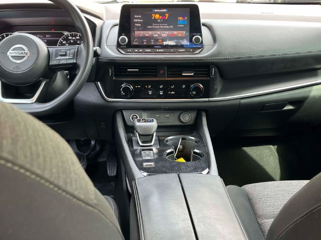 Used 2021 Nissan Rogue S FWD image 15
