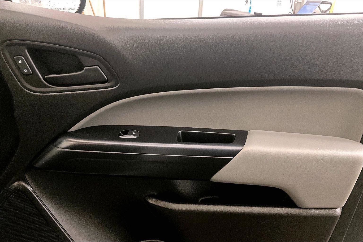 Used 2020 Chevrolet Colorado W/T w/ WT Convenience Package image 23