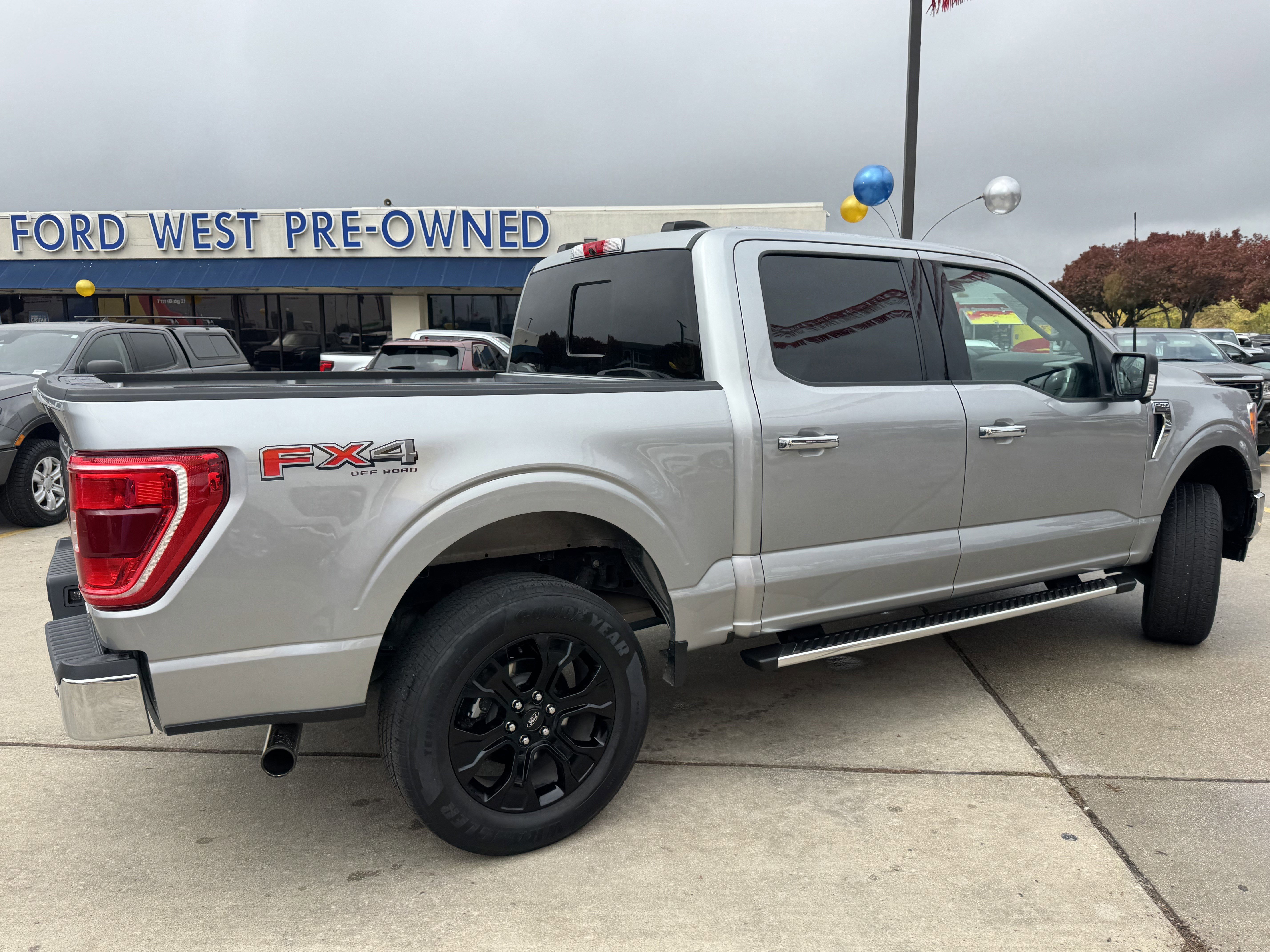 Certified 2022 Ford F150 XLT w/ Equipment Group 302A High image 3