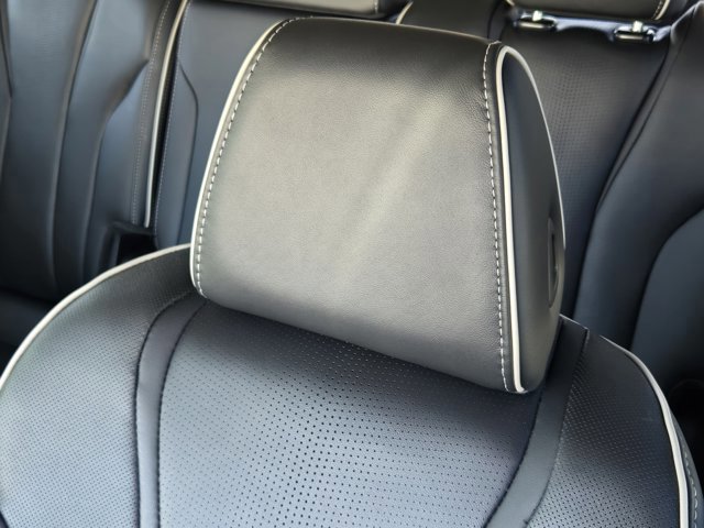 Used 2023 Acura MDX SH-AWD w/ Advance Package image 21