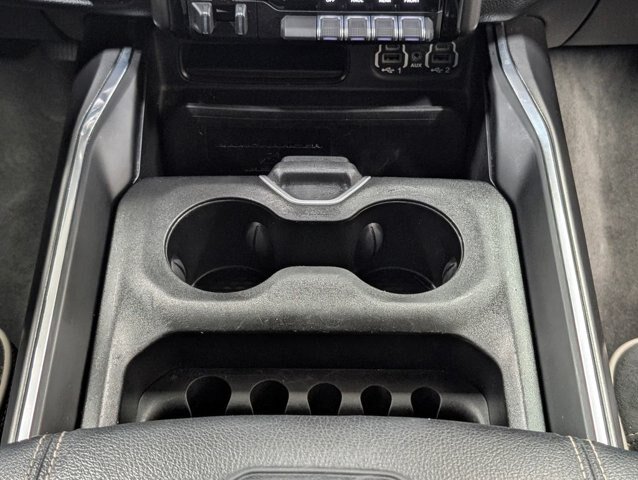 Used 2021 RAM 1500 Laramie AWD/4WD image 9