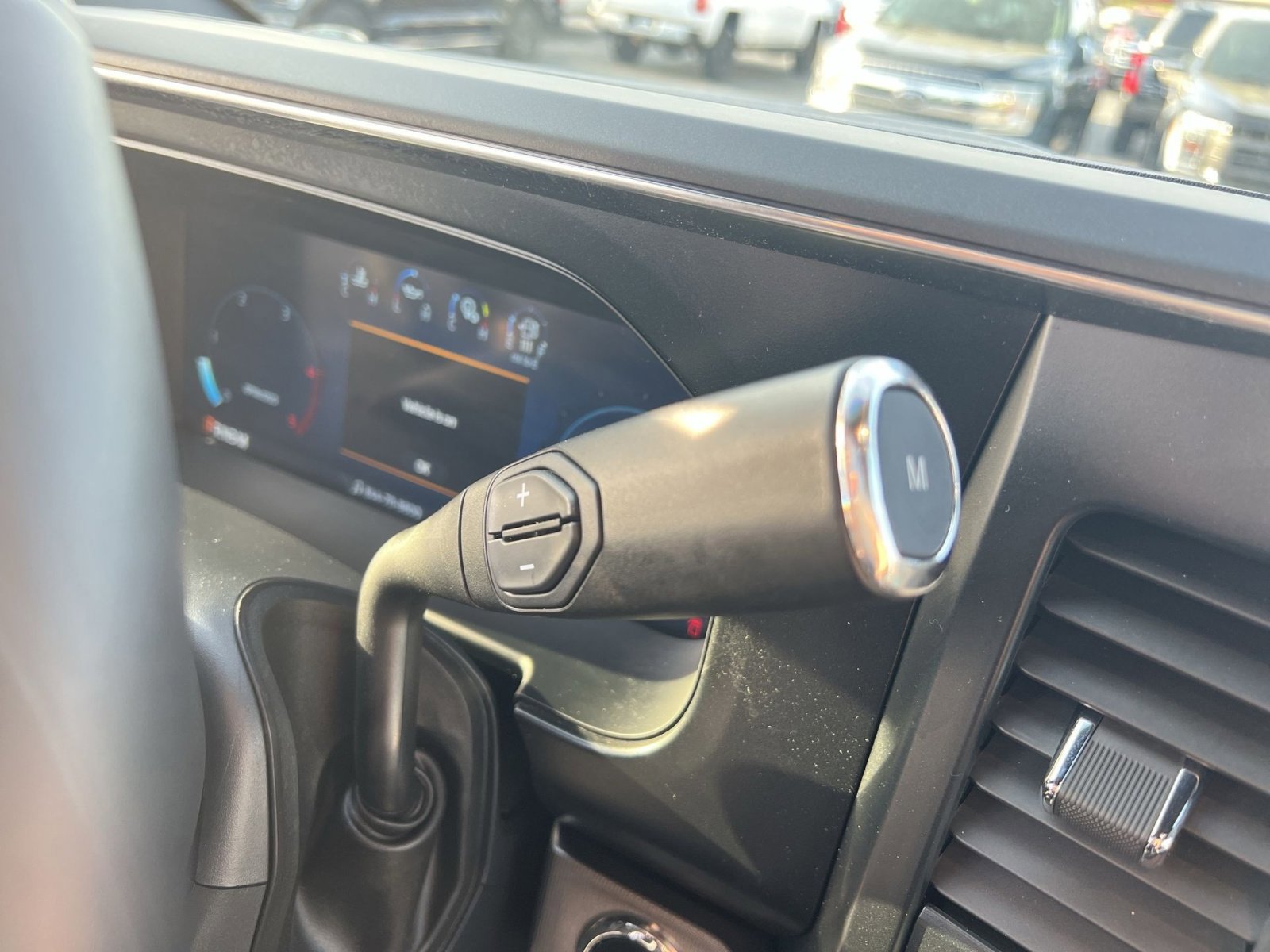 Certified 2025 Ford F350 Platinum w/ Tremor Off-Road Package image 22