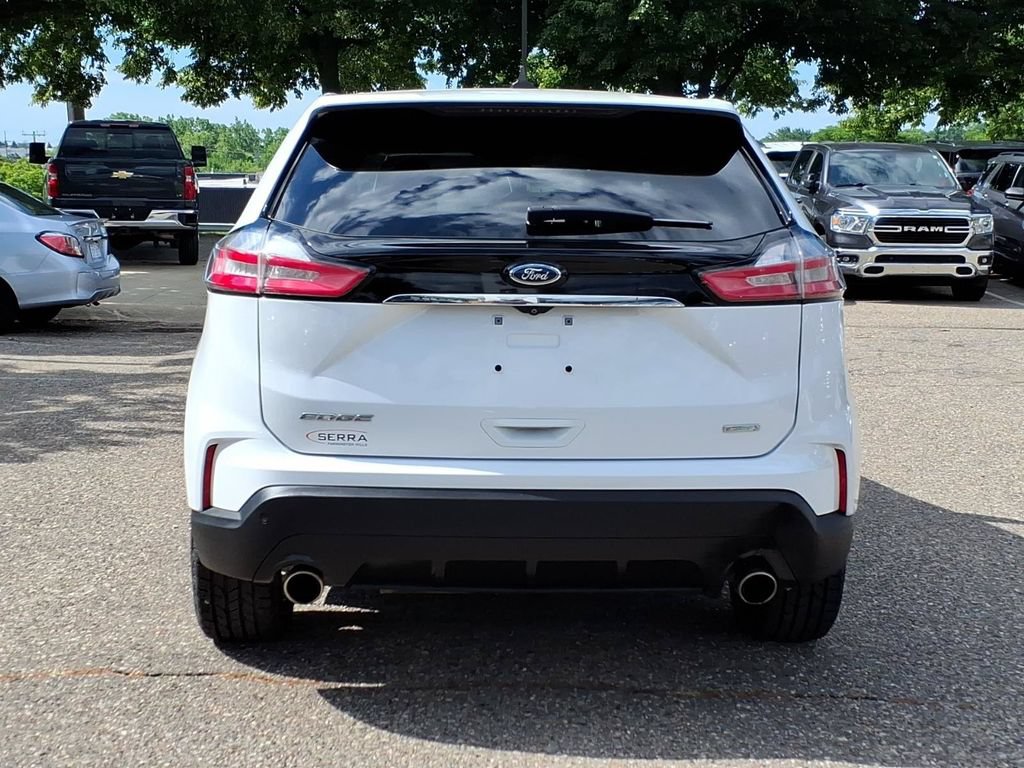 Certified 2020 Ford Edge SE FWD image 4