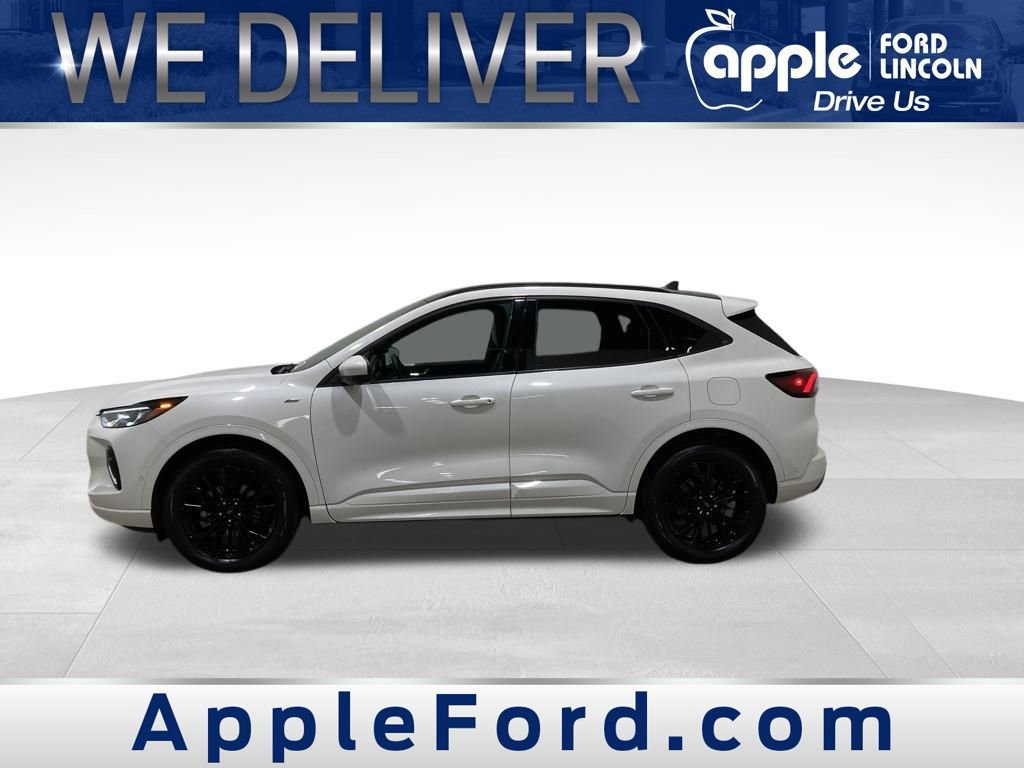 Certified 2023 Ford Escape ST-Line Elite w/ Premium Technology Package image 6