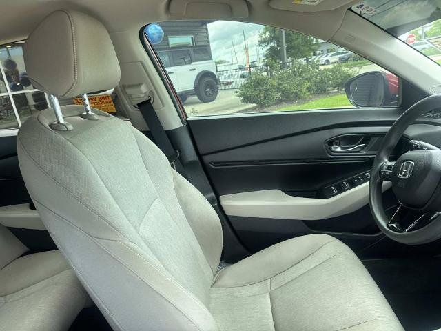 Used 2023 Honda Accord EX image 13