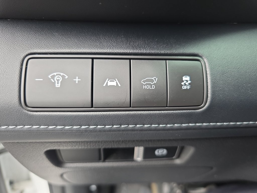 Used 2021 Hyundai Santa Fe SEL Premium AWD/4WD image 24
