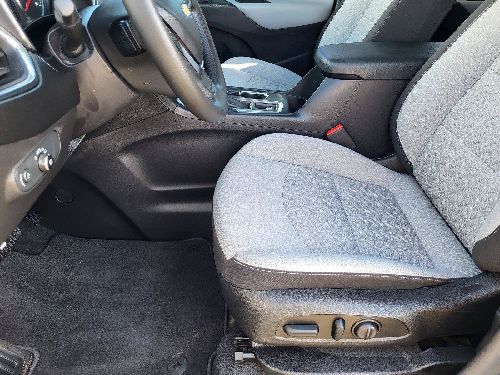Used 2024 Chevrolet Equinox LS w/ LS Convenience Package FWD image 16