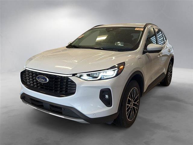 Certified 2026 Ford Escape SE w/ PHEV Premium Package FWD image 15