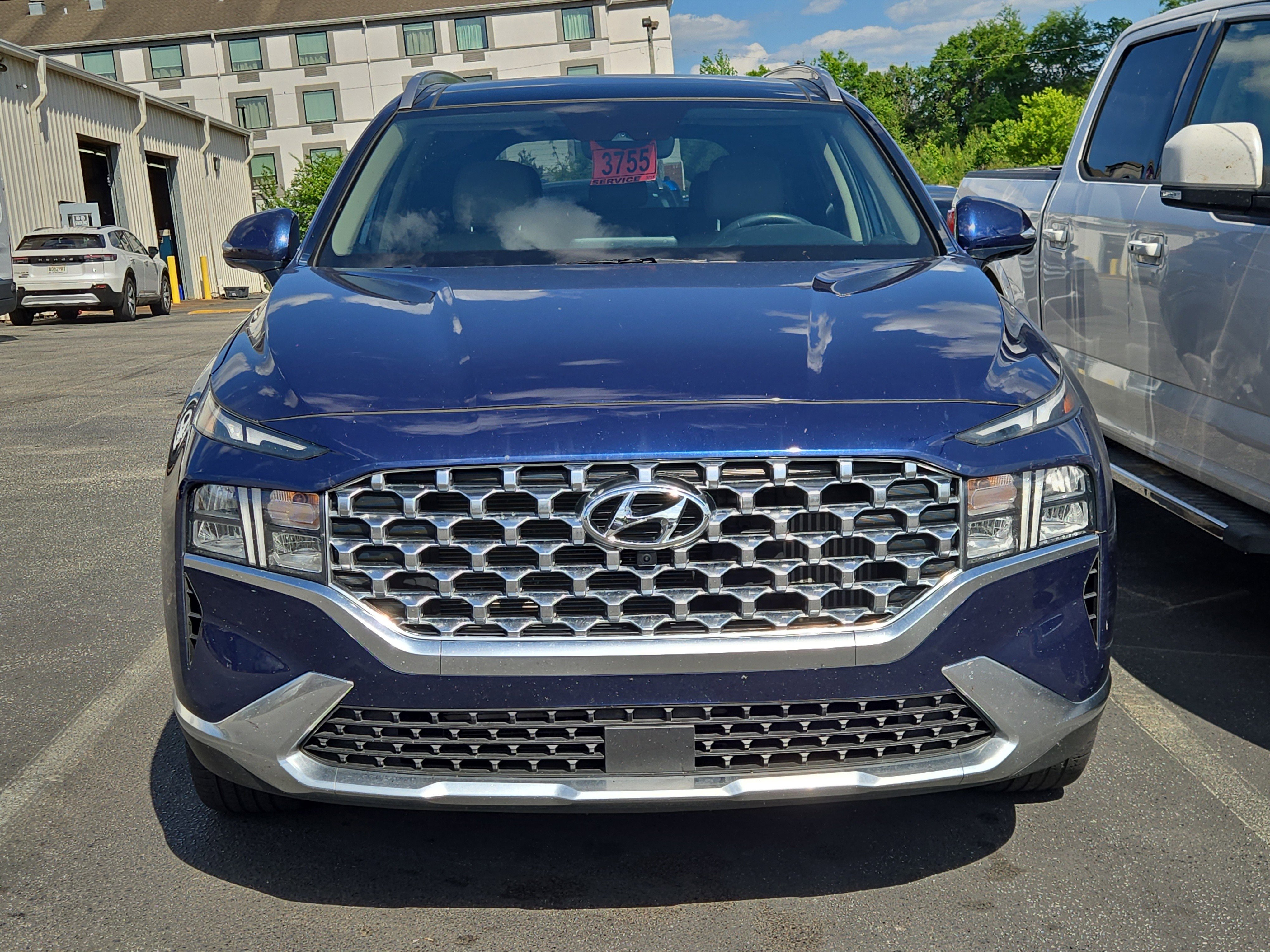 Used 2023 Hyundai Santa Fe SEL Premium AWD/4WD image 2