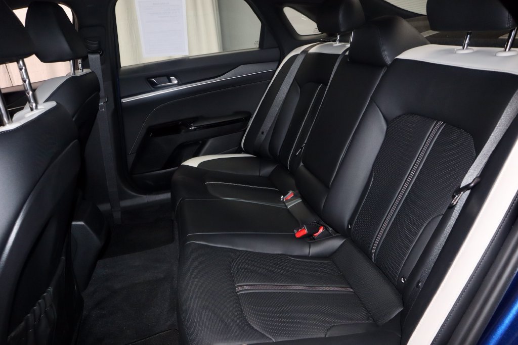 Used 2025 Kia K5 GT-Line AWD/4WD image 23