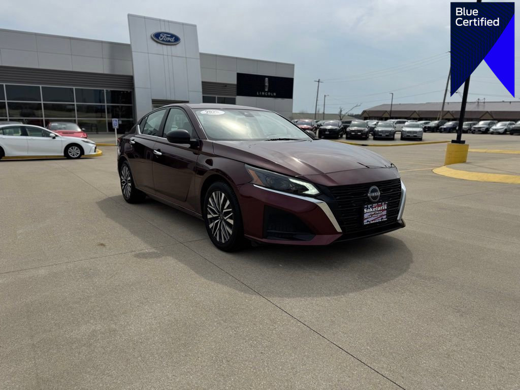 Used 2025 Nissan Altima 2.5 SV